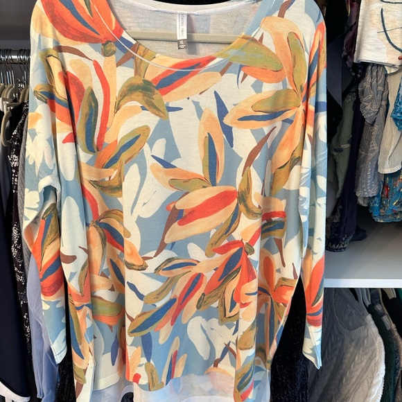 Whimsy Rose Tunic XL - Picture 5 of 9